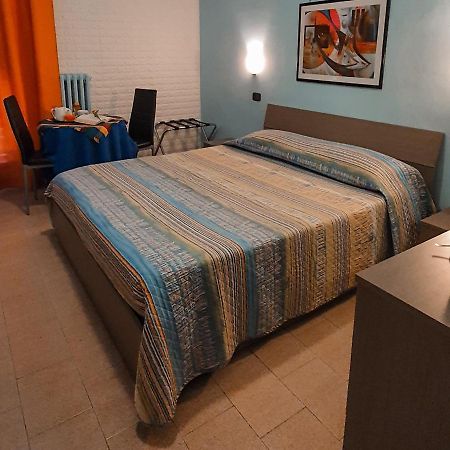 Hotel Mediterraneo 지오비나조 외부 사진