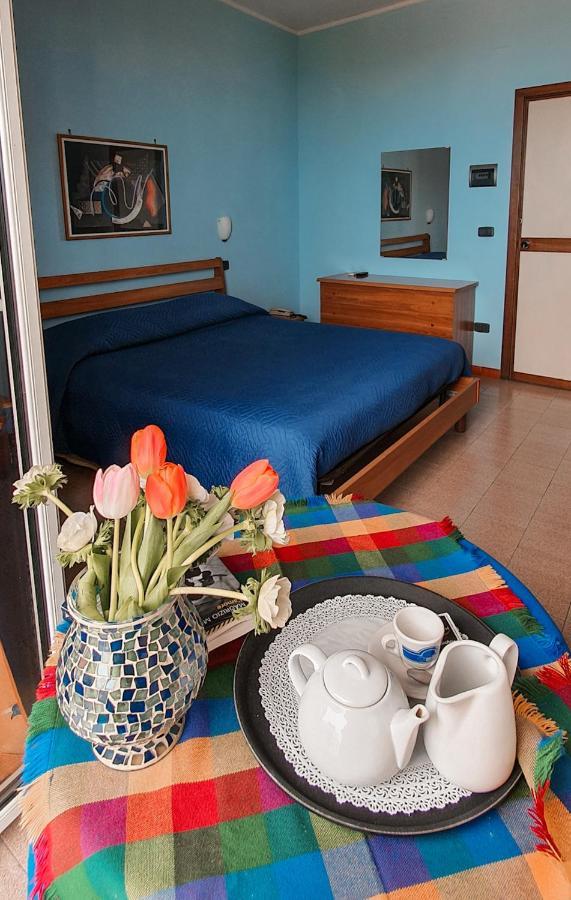 Hotel Mediterraneo 지오비나조 외부 사진